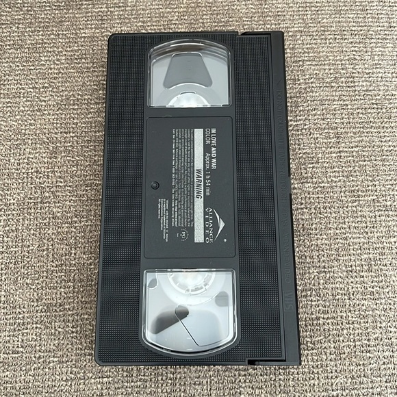 5/$25 In Love and War VHS Tape Movie Romance 1996 Sandra Bullock Chris O’Donnell - Picture 3 of 4